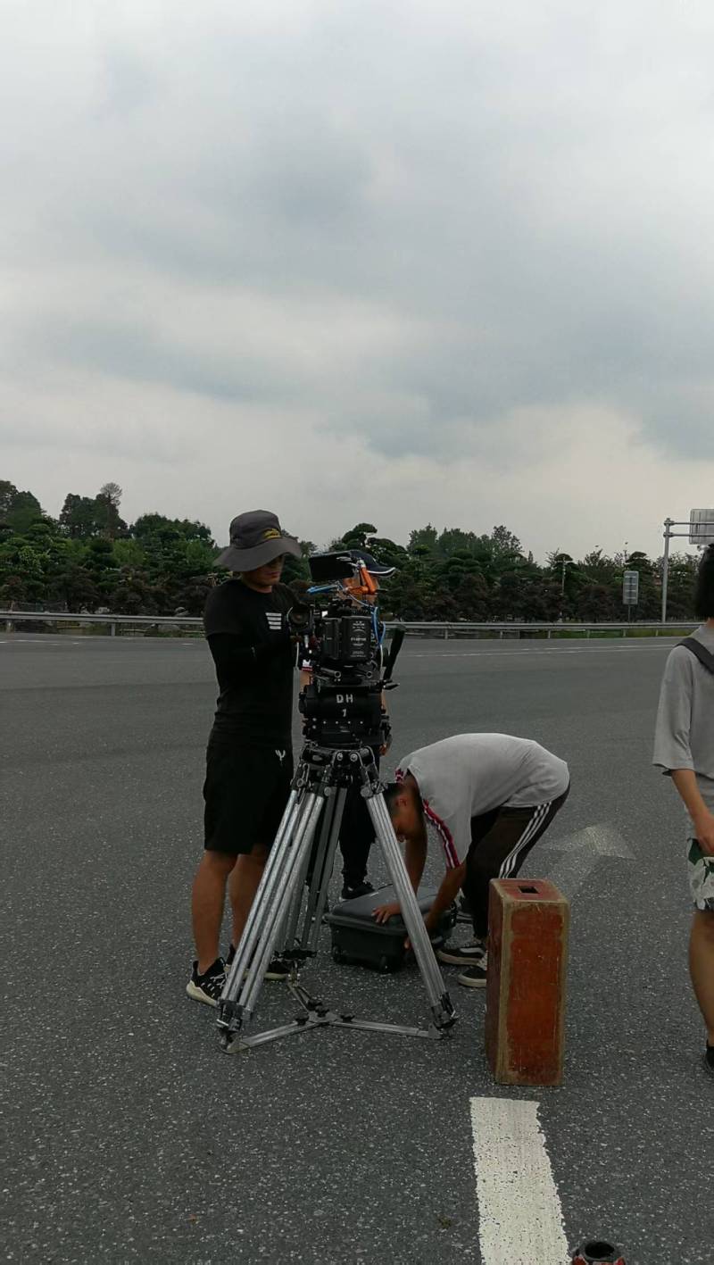 富蕴县TVC拍摄公司：唤醒集体记忆，构建跨代际沟通桥梁